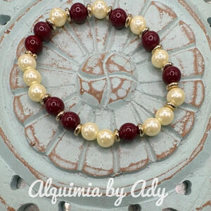 Red Mahogany Jasper 8mm faux beige pearls beaded bracelet
